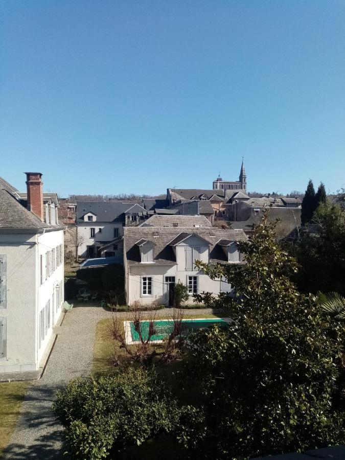 Charmant Appartement Au Centre De Bagnères-de-Bigorre Zewnętrze zdjęcie